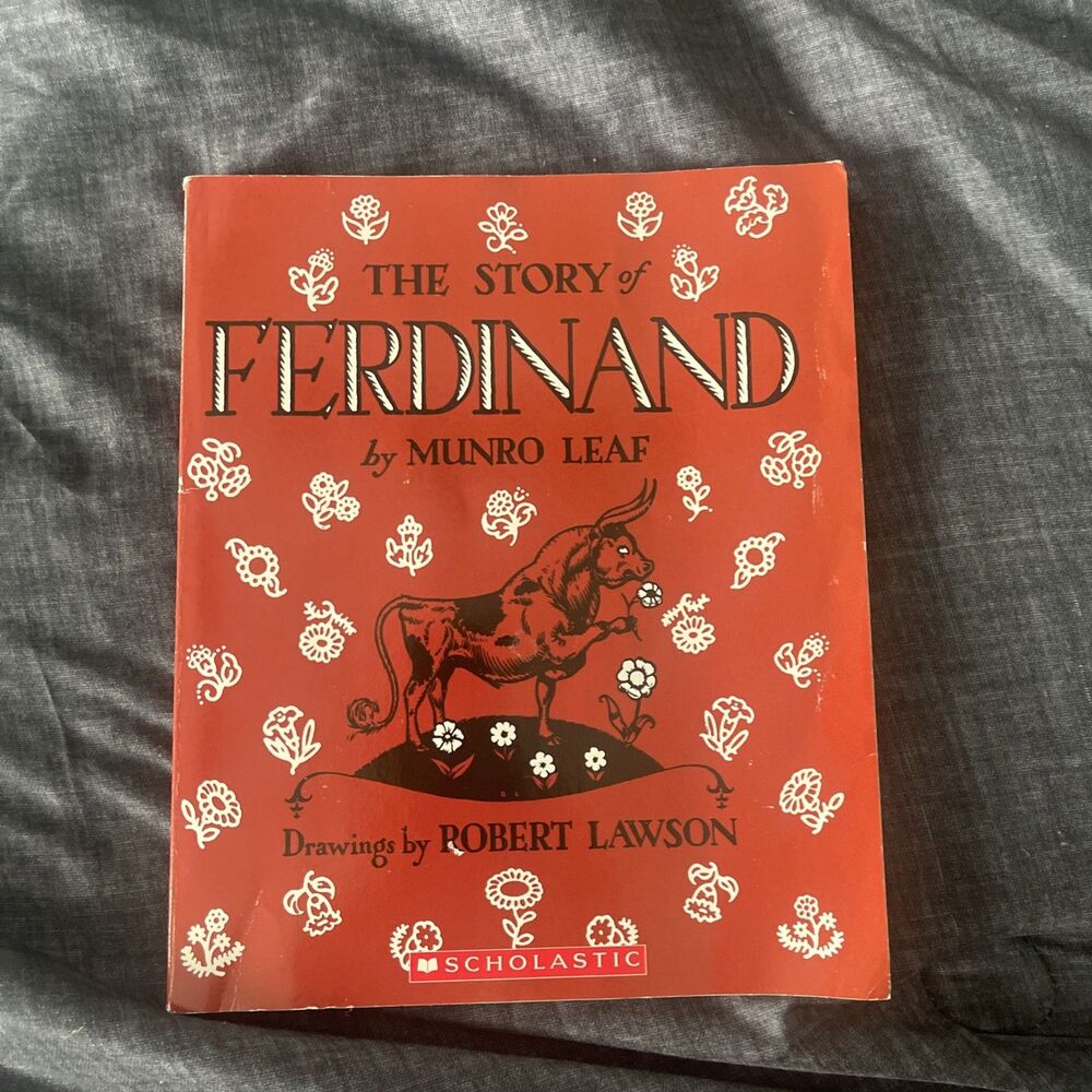 The Story of Ferdinand - Paperback - GOOD